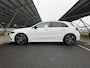Mercedes-Benz A-klasse 180 Business Solution AMG | Night | Panoramadak | Sfeerverlichting | Stoelverwarming | Parkeercamera |