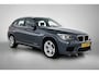 BMW X1 SDrive20i Executive (GROOT-NAVIGATIE, STOELVERWARMING, PDC, LED, LEDER, XENON, STUURBEDIENING)
