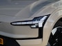 Volvo EX30 Single Motor Extended Range Ultra 69 kWh | Verwarmbare voorstoelen| Stuurwielverwarming| 360* Camera| Panoramadak| Harman Kardon audiosysteem|