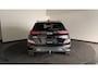 Hyundai Kona Comfort Smart 64.8 kWh | Warmtepomp | Head-up display | Trekhaak | Voorzetels en stuur verwarmbaar | Soh (batterijcheck) 95,2 %