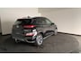 Hyundai Kona Comfort Smart 64.8 kWh | Warmtepomp | Head-up display | Trekhaak | Voorzetels en stuur verwarmbaar | Soh (batterijcheck) 95,2 %