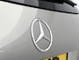 Mercedes-Benz A-klasse 160 Luxury-Line Handgeschakeld 6 versn. | Led Lights | Apple CarPlay | Achteruitrijcamera | Stoelverwarming Voor | Spiegelpakket. Inclusief 24 maanden MB Certified garantie voor Europa.