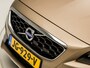 Volvo V40 Cross Country 1.6 T4 Luxury 180Pk Automaat (PANORAMADAK, NAVIGATIE, LEDER, MEMORY SEATS, CAMERA, STOELVERWARMING, XENON, GETINT GLAS, KEYLESS, NIEUWSTAAT)