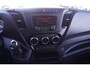 IVECO Daily 35S16 160 pk Bakwagen met Laadklep Airco ECC Audio DAB+, Enkel Lucht, LxBxH 415x214x208 cm, 3-Zits