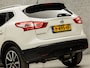 Nissan Qashqai 1.2 Tekna Sport Automaat (NAVIGATIE, CLIMATE, 360 CAMERA, LEDER, STOELVERWARMING, SPORTSTOELEN, LED KOPLAMPEN, GETINT GLAS, KEYLESS, CRUISE, NIEUWE APK, NIEUWSTAAT)