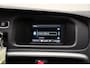 Volvo V40 T2 Momentum [ Airco LM velgen Cruise control ]