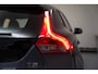 Volvo V40 T2 Momentum [ Airco LM velgen Cruise control ]