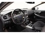 Volvo V40 T2 Momentum [ Airco LM velgen Cruise control ]