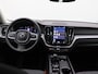 Volvo XC60 2.0 T6 Plug-in hybrid AWD Core Bright 350PK Aut. Pano-Schuifdak, SOH 98%, Trekhaak, Achteruitrijcamera, Adaptieve Cruise Controle, LED Verlichting, Keyless, 18" LM Velgen