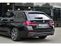 BMW 5-Serie Touring 530e xDrive M-sport 292pk Pano Leer Camera ACC DAB Apple CarPlay