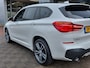 BMW X1 sDrive20i 192pk High Executive M-Sport | Navi | Apple Carplay | Adap.Cruise | Leder+Verwarmd+Elek.Verstel | Panorama Schuifdak | Keyless Entry | Led Koplampen | Privacy Glass | 19''lm