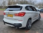 BMW X1 sDrive20i 192pk High Executive M-Sport | Navi | Apple Carplay | Adap.Cruise | Leder+Verwarmd+Elek.Verstel | Panorama Schuifdak | Keyless Entry | Led Koplampen | Privacy Glass | 19''lm
