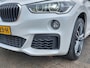 BMW X1 sDrive20i 192pk High Executive M-Sport | Navi | Apple Carplay | Adap.Cruise | Leder+Verwarmd+Elek.Verstel | Panorama Schuifdak | Keyless Entry | Led Koplampen | Privacy Glass | 19''lm