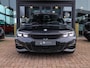 BMW 3-Serie Touring 320d xDrive High Executive | M-Sport | Camera | Trekhaak | Pano | Keyless