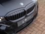 BMW 3-Serie Touring 320d xDrive High Executive | M-Sport | Camera | Trekhaak | Pano | Keyless