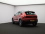 Volvo XC40 2.0 B4 R-Design / Pan. dak / Harman Kardon / Elektr. bed. stoelen / 360 camera / Standkachel / Stoel+stuur+achterbankverwarming / Full LED