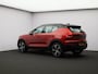 Volvo XC40 2.0 B4 R-Design / Pan. dak / Harman Kardon / Elektr. bed. stoelen / 360 camera / Standkachel / Stoel+stuur+achterbankverwarming / Full LED
