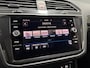 Volkswagen Tiguan 1.4 TSI DSG R-Line | Virtual Cockpit | Elektr. Trekhaak | Massage