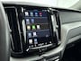 Volvo XC60 T6 Plug-in hybrid Plus Bright Long Range | Trekhaak | Panoramadak | BLISS | Stoel + Stuurverwarming | Elektrische achterklep | 21 inch LM | PDC V+A en camera |