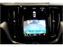 Volvo XC60 2.0 B5 MHEV 195kW/265pk Aut8 Plus Dark GOOGLE DASH&SERVICES + HIGH PERF AUDIO + PILOT ASSIST + HEAD-UP DISPLAY + ADAPT.CRUISE + STANDKACHEL + STOELVERWARMING V&A + BLIS + LANE ASSIST + STUURVERWARMING + ON-CALL + EL.TREKHAAK + PARKSENSOREN + 20" LM-VELGEN