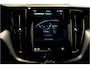 Volvo XC60 2.0 B5 MHEV 195kW/265pk Aut8 Plus Dark GOOGLE DASH&SERVICES + HIGH PERF AUDIO + PILOT ASSIST + HEAD-UP DISPLAY + ADAPT.CRUISE + STANDKACHEL + STOELVERWARMING V&A + BLIS + LANE ASSIST + STUURVERWARMING + ON-CALL + EL.TREKHAAK + PARKSENSOREN + 20" LM-VELGEN