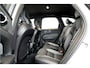 Volvo XC60 2.0 B5 MHEV 195kW/265pk Aut8 Plus Dark GOOGLE DASH&SERVICES + HIGH PERF AUDIO + PILOT ASSIST + HEAD-UP DISPLAY + ADAPT.CRUISE + STANDKACHEL + STOELVERWARMING V&A + BLIS + LANE ASSIST + STUURVERWARMING + ON-CALL + EL.TREKHAAK + PARKSENSOREN + 20" LM-VELGEN