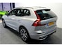 Volvo XC60 2.0 B5 MHEV 195kW/265pk Aut8 Plus Dark GOOGLE DASH&SERVICES + HIGH PERF AUDIO + PILOT ASSIST + HEAD-UP DISPLAY + ADAPT.CRUISE + STANDKACHEL + STOELVERWARMING V&A + BLIS + LANE ASSIST + STUURVERWARMING + ON-CALL + EL.TREKHAAK + PARKSENSOREN + 20" LM-VELGEN