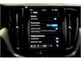 Volvo XC60 2.0 B5 MHEV 195kW/265pk Aut8 Plus Dark GOOGLE DASH&SERVICES + HIGH PERF AUDIO + PILOT ASSIST + HEAD-UP DISPLAY + ADAPT.CRUISE + STANDKACHEL + STOELVERWARMING V&A + BLIS + LANE ASSIST + STUURVERWARMING + ON-CALL + EL.TREKHAAK + PARKSENSOREN + 20" LM-VELGEN