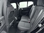Volvo XC40 Recharge Core 70 kWh | Stoel + Stuurverwarming | Warmtepomp | PDC V+A en Camera | All Season banden | Navigatie |