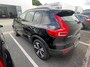 Volvo XC40 Recharge Core 70 kWh | Stoel + Stuurverwarming | Warmtepomp | PDC V+A en Camera | All Season banden | Navigatie |