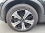 Volvo XC40 Recharge Core 70 kWh | Stoel + Stuurverwarming | Warmtepomp | PDC V+A en Camera | All Season banden | Navigatie |