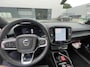 Volvo XC40 Recharge Core 70 kWh | Stoel + Stuurverwarming | Warmtepomp | PDC V+A en Camera | All Season banden | Navigatie |
