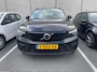 Volvo XC40 Recharge Core 70 kWh | Stoel + Stuurverwarming | Warmtepomp | PDC V+A en Camera | All Season banden | Navigatie |