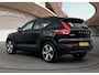 Volvo XC40 Recharge Core 70 kWh | Stoel + Stuurverwarming | Warmtepomp | PDC V+A en Camera | All Season banden | Navigatie |