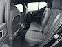 Volvo XC40 Recharge Core 70 kWh | Stoel + Stuurverwarming | Warmtepomp | PDC V+A en Camera | All Season banden | Navigatie |
