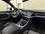 Volkswagen Touareg R 3.0 TSI 462PK E-Hybrid | Luchtvering | Puglia-Leder | Panorama | DYN-Audio | Massage | Ventilatie | ACC | Trekhaak | Nachtzicht | Head-Up | Ergo-Comfort | 22" | Keyless-Entry | Memory | 4-Zone Clima | ISO-Glas | Stoelverwarming V+A | Dodehoek | Standkachel | Carplay | Draadloos Laden |