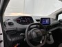 Peugeot Partner 1.2 Benzine 111PK Euro6 *Distributie bij 66Dkm.vervangen* Premium / Airco / Navigatie / Schuifdeur Re./ Radio multimedia / Apk 07-2027