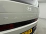 Hyundai Santa Fe 1.6 T-GDI PHEV Comfort Smart 4WD 7p. | Stoel + Stuurverwarming | El. bed. achterklep | Navigatie | Apple Carplay | Camera |