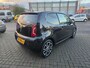 Volkswagen Up! 1.0 high up! | Met o.a. navigatie, cruise control, stoelverwarming en lichtmetalen velgen!