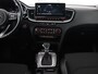 Kia Ceed 1.4 T-GDi DynamicPlusLine | Stoel & stuurverwarming | Adaptive cruise | Trekhaak | Camera | Carplay | Full LED | Navigatie | Climate control | DAB | File Assistent