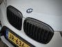 BMW X1 sDrive20i Centennial High Executive Origin. NL | Camera | HUD | Adaptive Cruise | Stoel & Stuurverwarming | Trekhaak afneembaar | Elektrische Lederen Sportstoelen met Memory | Dealer O.H.