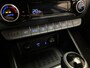 Hyundai Kona 1.6 GDI HEV Premium | Apple Carplay / Android Auto | Elektrisch Verstelbare Voorstoelen | Stoelverwarming + Stoelkoeling | Stuurverwarming | Licht + Regensensor | Cruise Control Adaptief | Parkeersensoren Voor + Achter | Rijstrooksensor + Correctie | 18"Lichtmetalen Velgen