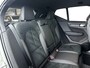 Volvo EX40 Single Motor Plus 70 kWh | Parkeercamera | Stoel- en Stuurverwarming | Trekhaak