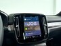 Volvo EX40 Single Motor Plus 70 kWh | Parkeercamera | Stoel- en Stuurverwarming | Trekhaak