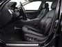 BMW 5-Serie 520i Luxury Edition | Leder | Trekhaak | Stoelverwarming | Memory | Navigatie | Bi-Xenon | Bluetooth | 18'' | Parkeerhulp | Climate control | Cruise control