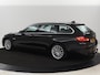BMW 5-Serie 520i Luxury Edition | Leder | Trekhaak | Stoelverwarming | Memory | Navigatie | Bi-Xenon | Bluetooth | 18'' | Parkeerhulp | Climate control | Cruise control