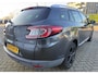 Renault Megane Estate 1.4 TCe Bose van 2de Eigenaar met panoramadak en navigatie en airco en bluetooth telefoon