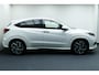 Honda HR-V 1.5 i-VTEC Executive. Panodak, Navi, Camera, StoelVerw, Haak 1000kg