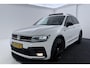 Volkswagen Tiguan 1.5 TSI Highline Business R-Line | Trekhaak | Panoramadak | Digital Cockpit | Camera | Adap. Cruise | CarPlay |