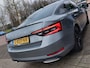 Skoda Superb 1.5 TSI ACT 150pk DSG Sportline Business | Navi + Apple Carplay+Android Auto | Clima | Cruise | Keyless Entry | Led Koplampen | Pdc V+A+Camera | Stoelverwarming | Privacy Glass | 18''lm